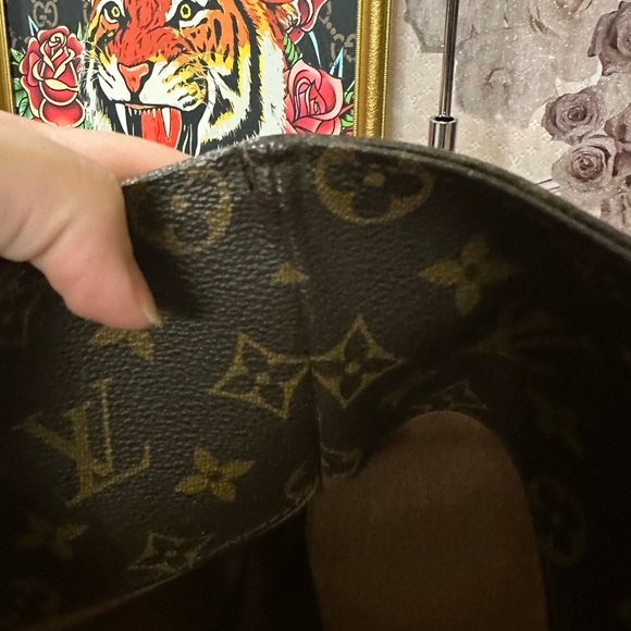 Louis Vuitton Monogram Sac Shopping PM Tote - Picture 6 of 17